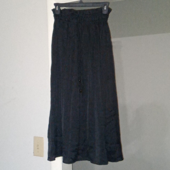 ~Magaschino XS Long Black Skirt - Picture 1 of 3